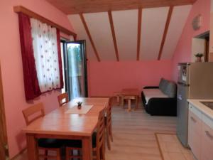 Kuchyň nebo kuchyňský kout v ubytování Guesthouse Matija