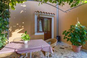 Fotografie z fotogalerie ubytování Apartments Beba v destinaci Mali Lošinj