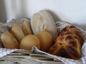 Jedlo v ubytovaní bed & breakfast alebo blízkom okolí
