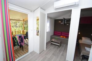 Posezení v ubytování Camping les Playes