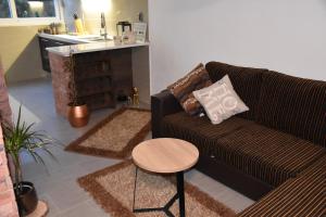 Posedenie v ubytovaní Đeni luxury apartment
