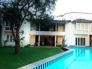 Gallery image of Artisan Villa in Colombo