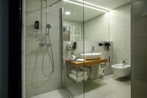 Koupelna v ubytování Hotel Rajka