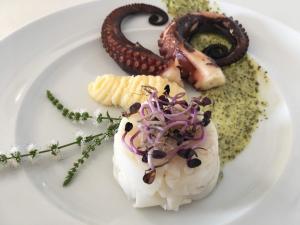 Cibo presso l'hotel o nelle vicinanze