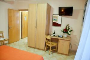 TV o dispositivi per l'intrattenimento presso Hotel Teti