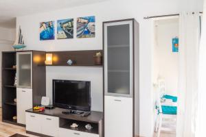 Kuchyňa alebo kuchynka v ubytovaní Marina House Corralejo Center