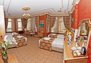Postel nebo postele na pokoji v ubytování Glamour Classic Hotel Istanbul Sirkeci