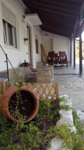Patio alebo iná vonkajšia časť ubytovania Anemos Studios
