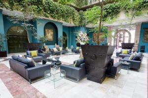 Posezení v ubytování Hotel San Francisco Leon