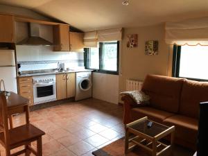 Kuchyň nebo kuchyňský kout v ubytování Apartamentos Marsó