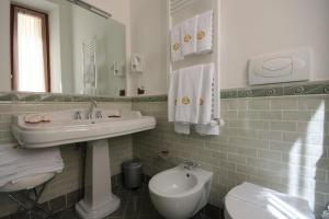 Koupelna v ubytování Hotel Rojan