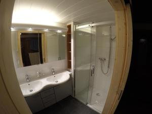 Kúpeľňa v ubytovaní Haus Mannhart + 26 fotografií
