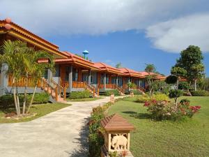 Zahrada ubytování Lanta Lapaya Resort