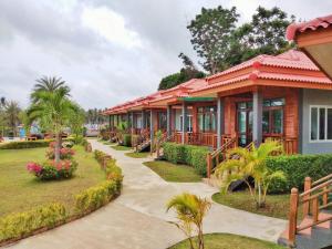 Zahrada ubytování Lanta Lapaya Resort
