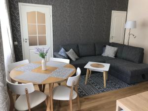 Svetainės erdvė apgyvendinimo įstaigoje Akord Apartment Centrum