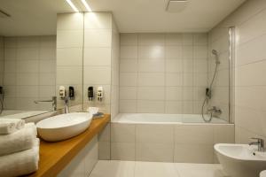 Koupelna v ubytování Hotel Rajka