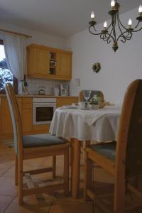 Kuchyňa alebo kuchynka v ubytovaní Appartement Chalet Claudia
