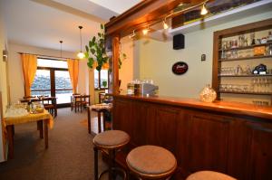 Lounge nebo bar v ubytování Penzion Bona