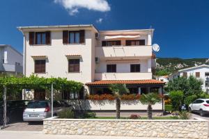 Gallery image of Apartments Dujmovic Ivo 1 in Baška