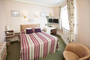 Gallery image of Livermead House Hotel in Torquay