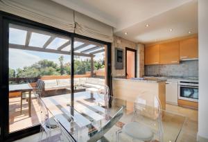 Gallery image of Jardines De Nueva Galera Cozy Penthouse in Estepona
