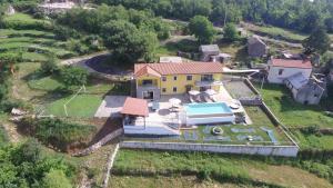 Bazén v ubytovaní Villa Bambi alebo v jeho blízkosti