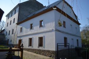 Budova, v ktorej sa apartmán nachádza