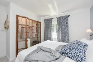 Posteľ alebo postele v izbe v ubytovaní Apartment Nemo