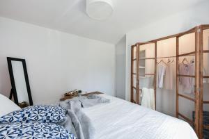 Posteľ alebo postele v izbe v ubytovaní Apartment Nemo