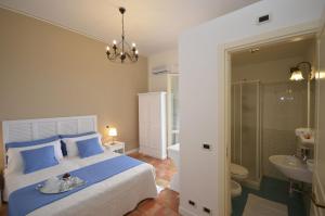 Kúpeľňa v ubytovaní Catarin Comfort Rooms