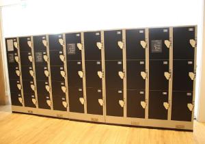a row of lockers in a room at Fujikyu Unjokaku in Narusawa
