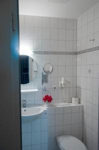 Koupelna v ubytování Lieblingsplatz Bohlendorf Rügen