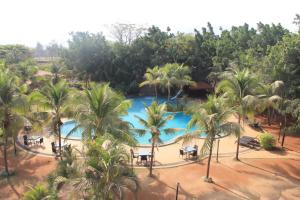 Bazén v ubytování Treasure Island Resorts Lonavala nebo v jeho okolí