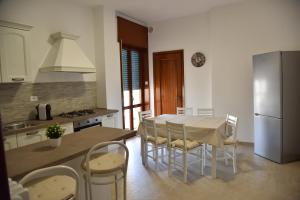 O bucătărie sau chicinetă la Maison Veronique