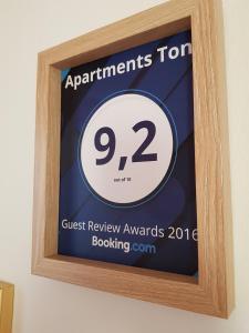 Certifikát, hodnocení, plakát nebo jiný dokument vystavený v ubytování Apartments Toni