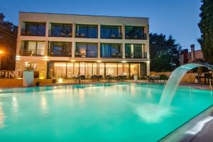 Бассейн в Hotel Arupinum или поблизости