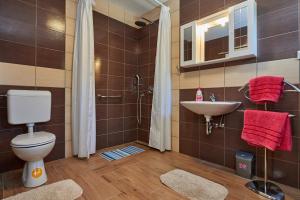 Kúpeľňa v ubytovaní Apartmani B&B