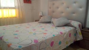 Postel nebo postele na pokoji v ubytování Habitaciones privadas Alicante centro