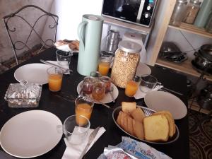 Сніданок для гостей Nezignan paradisio