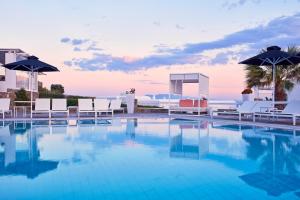 Bazén v ubytování Archipelagos Hotel - Small Luxury Hotels of the World nebo v jeho okolí