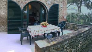A patio or other outdoor area at Casaleaurelia