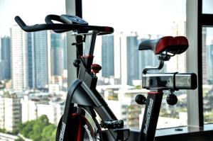 Fitness centrum a/nebo fitness zařízení v ubytování Paco Hotel GuangZhou Zoo Metro Branch