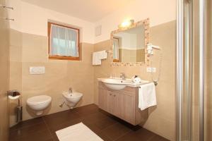 A bathroom at Ferienwohnung Mair am Bach
