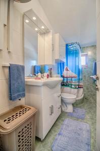 Koupelna v ubytování Apartman Ana + 21 fotografií