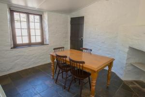 BurraPaxton Square Cottages的相册照片
