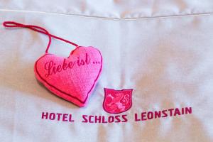 Certifikát, hodnocení, plakát nebo jiný dokument vystavený v ubytování Hotel Schloss Leonstain