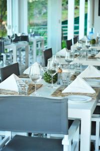 Restaurace v ubytování Bakwa Lodge