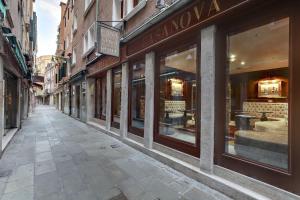 Fotografie z fotogalerie ubytování Hotel Casanova v Benátkách