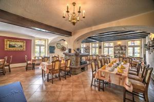 Restaurace v ubytování Hotel Maximilian