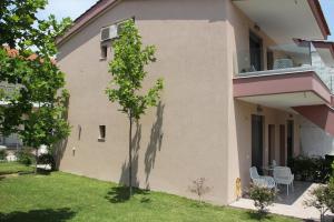 Budova, v ktorej sa apartmán nachádza